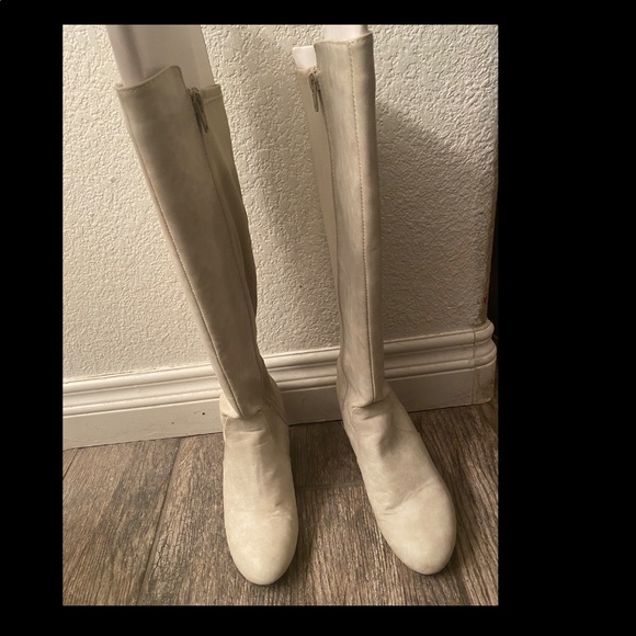 Charming Charlie wedge heeled boot in Cream - Picture 4 of 7